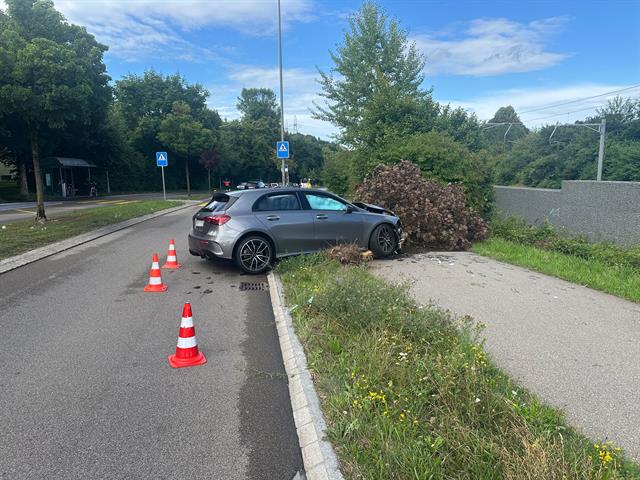VU_Rikonerstrasse-Dorfstrasse